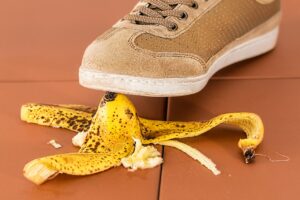 スマホで株を始める際の危険とは何ですか？