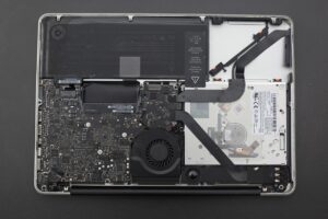 スマホアプリで学ぶ投資の仕組みとは？
