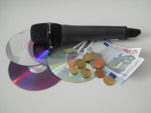 スマホ投資で手数料が無料でできる条件は？